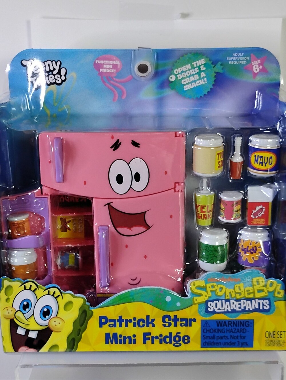Teeny Tinies SpongeBob SquarePants Patrick Star Pink Mini Fridge Playset